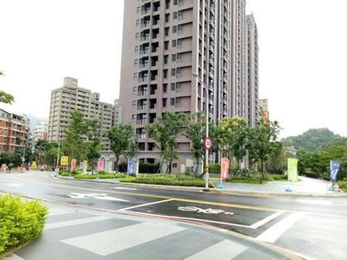 新北新店拍賣大樓-4