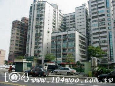 新莊拍賣大樓-1