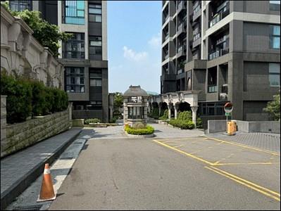 新北汐止大樓法拍-1