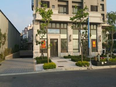 新北八里法拍大樓-4