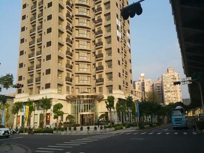 新北八里法拍大樓-5