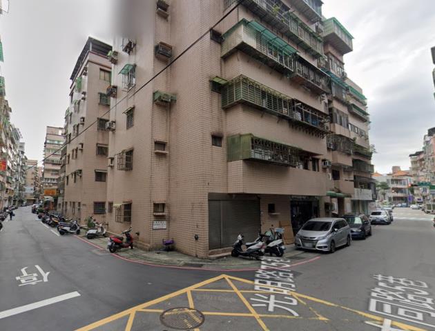 新北三峽華廈法拍-3