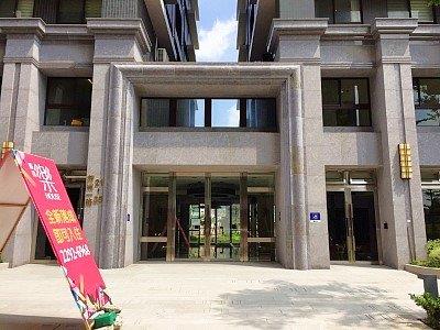 五股法拍大樓-4