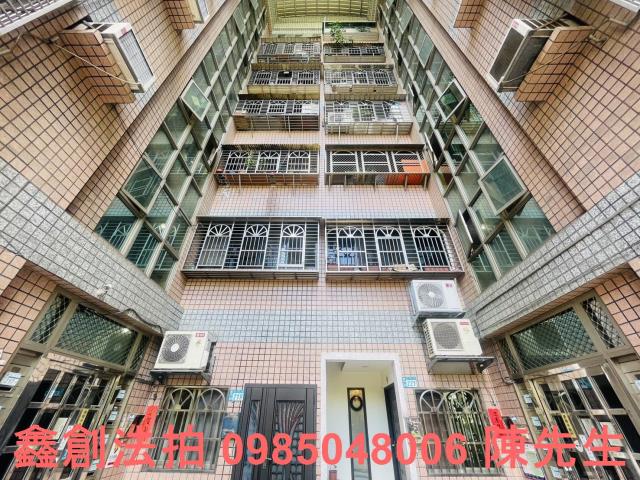 板橋華廈法拍-4