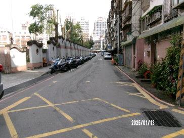 新北汐止法拍華廈-3