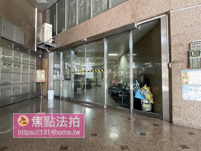 新北三重法拍大樓-2