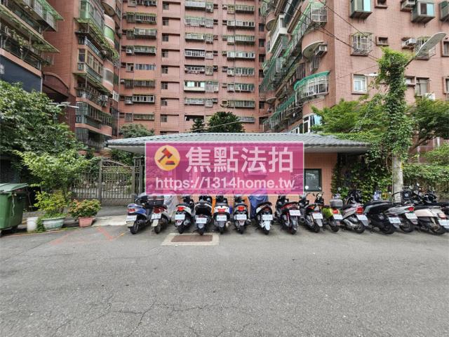 新北大樓法拍-3