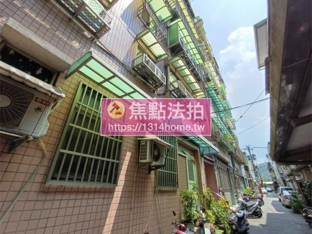 新北淡水拍賣華廈-2