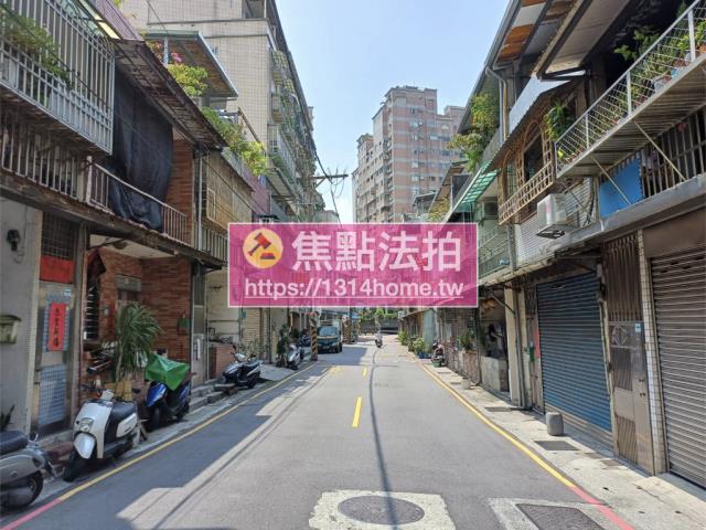 新北淡水拍賣華廈-5