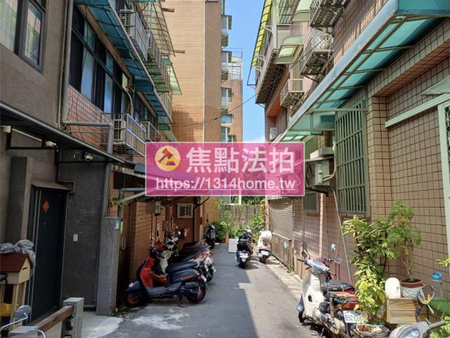 新北淡水拍賣華廈-8