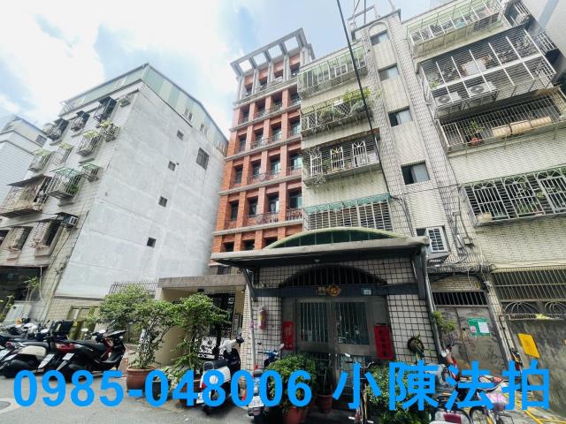 蘆洲法拍華廈-1