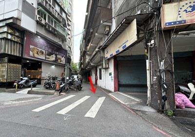 三重法拍大樓-8