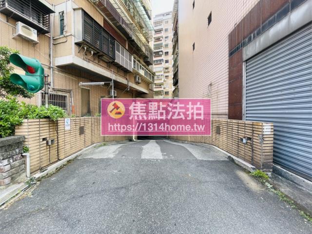 蘆洲大樓法拍-10