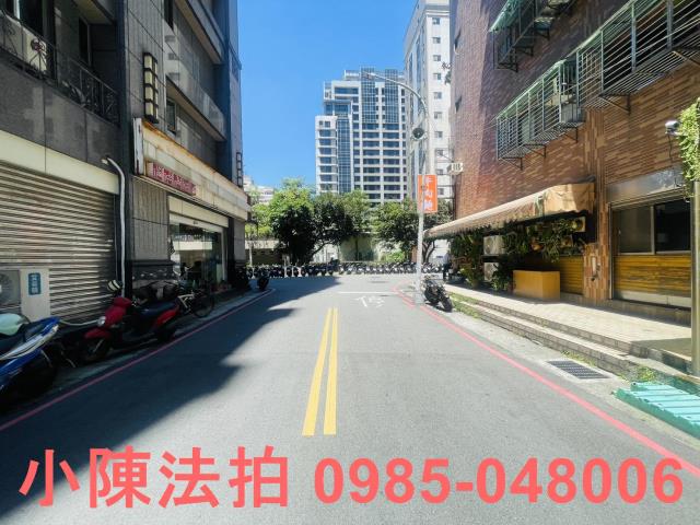 蘆洲華廈法拍-7