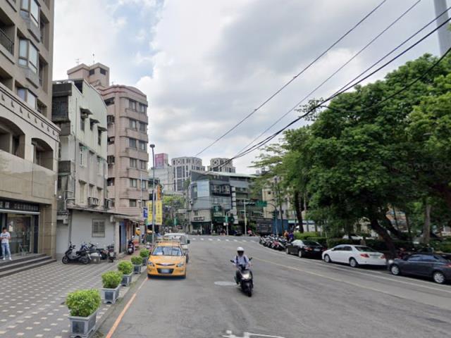 板橋大樓法拍-3