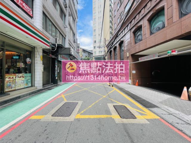 板橋大樓法拍-11