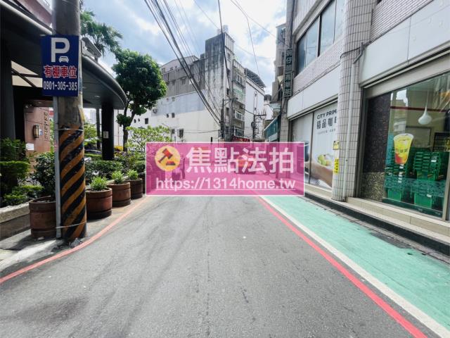 板橋大樓法拍-12