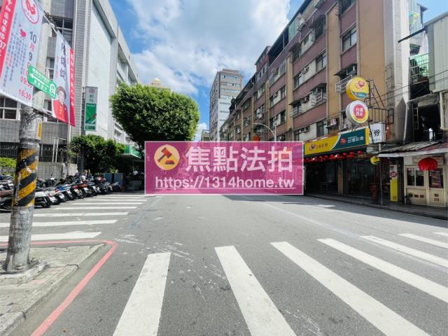 新北大樓法拍-12