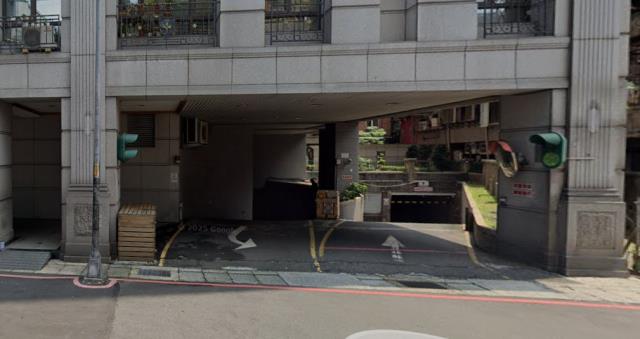 新北中和法拍大樓-5