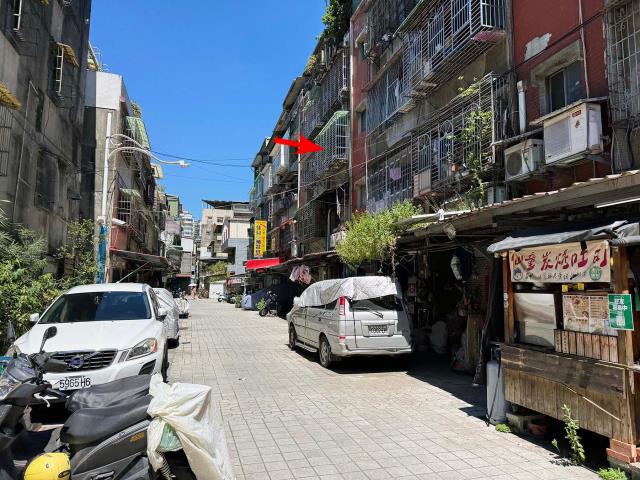 五股法拍公寓-2