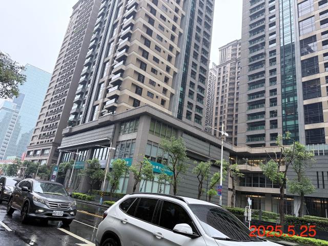 新北大樓法拍-2