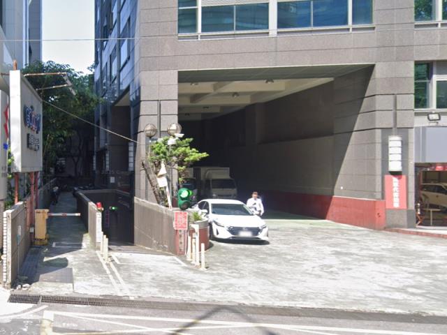 新北中和大樓拍賣-8