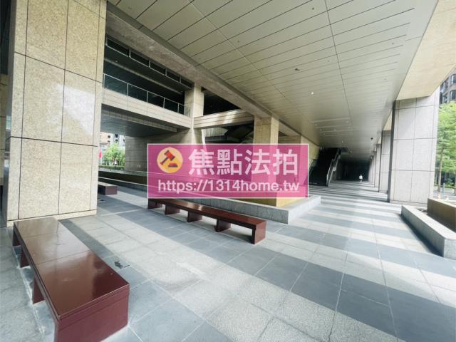 新北板橋大樓法拍-7