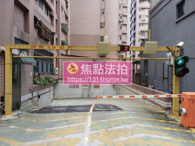 新北淡水大樓法拍-4