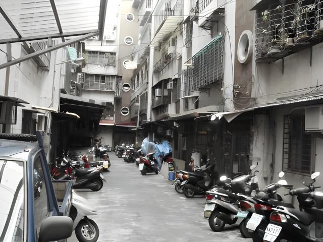 新北板橋公寓法拍-1