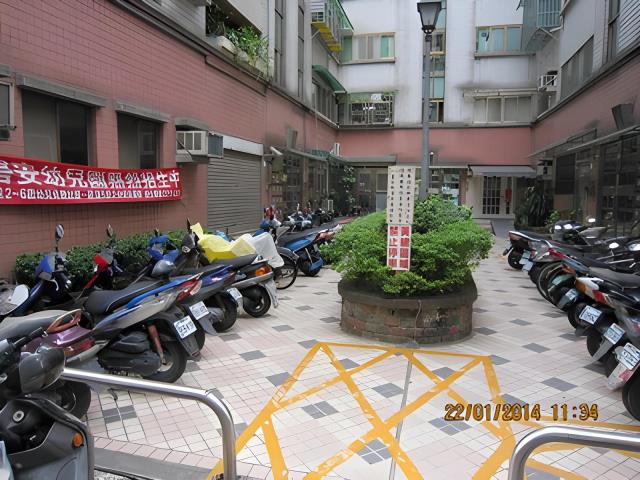 新北新店大樓法拍-1