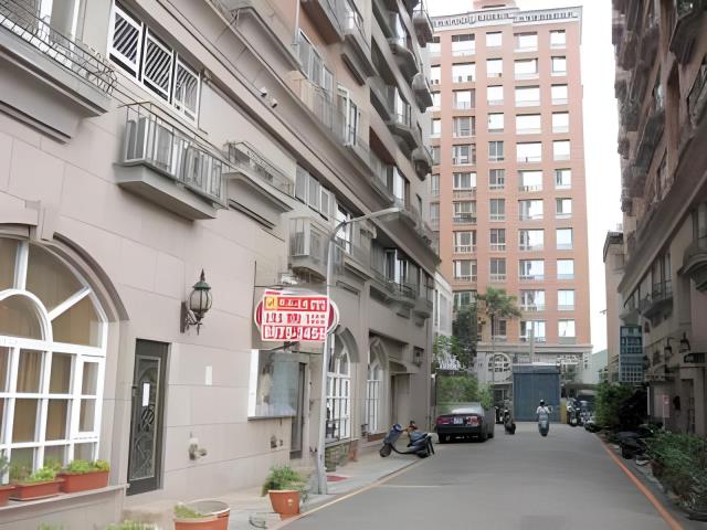 新北板橋大樓法拍-1